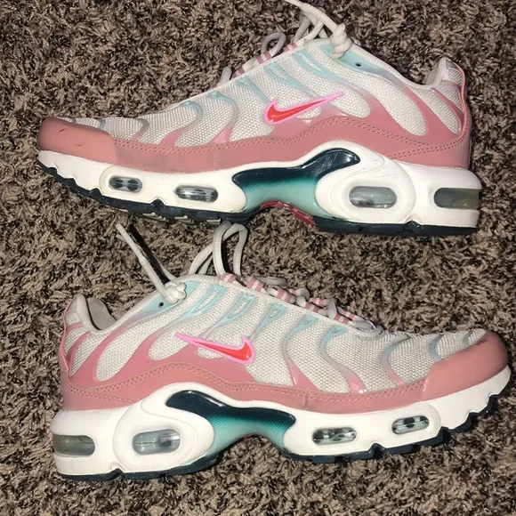 Nike TN Air Max Plus Women's Pink and White Sneakers Size 6.5 | EUC - Picture 8 of 12